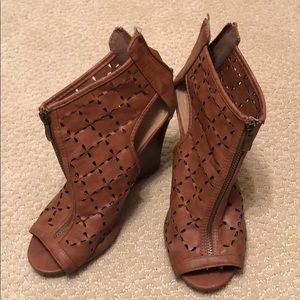 Alter’d state size 7.5 wedges